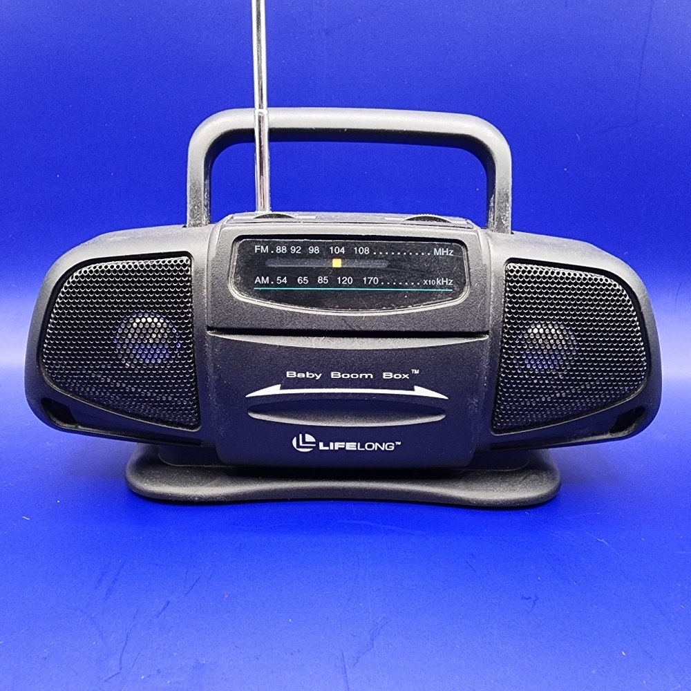 Lifelong Mini Baby Boom Box AM/FM Portable Radio, model 2225.